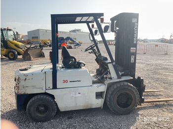 Vastapainotrukki Komatsu FG30-8 Forklift: kuva Vastapainotrukki Komatsu FG30-8 Forklift