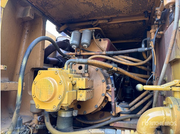 Pyöräalustainen kaivinkone 1988 Liebherr A902 Wheel Excavator: kuva Pyöräalustainen kaivinkone 1988 Liebherr A902 Wheel Excavator Pyöräalustainen kaivinkone 1988 Liebherr A902 Wheel Excavator: kuva Pyöräalustainen kaivinkone 1988 Liebherr A902 Wheel Excavator