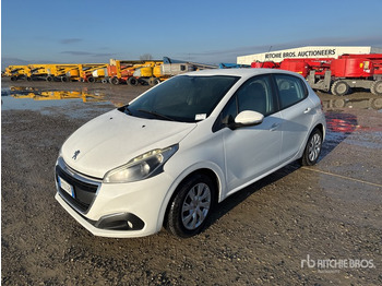 Henkilöauto PEUGEOT