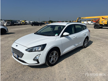 Henkilöauto FORD