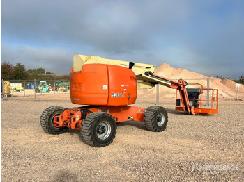 Puomilava JLG