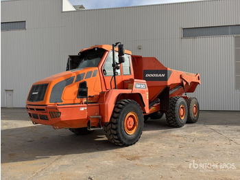 Nivelkippiauto DOOSAN DA30
