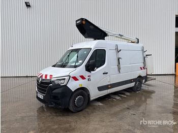 Itsekulkevat henkilönostimet RENAULT Master