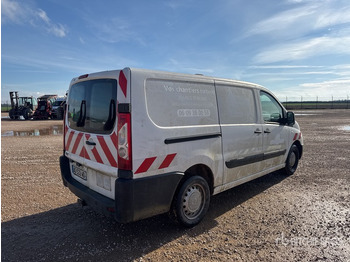 Tavara-auto 2010 Citroen Jumpy Vehicule Utilitaire (Inoperable) Cargo Van: kuva Tavara-auto 2010 Citroen Jumpy Vehicule Utilitaire (Inoperable) Cargo Van