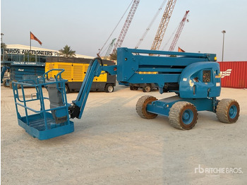 Puomilava JLG