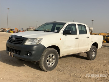 Avolava-auto TOYOTA Hilux