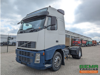 Vetopöytäauto VOLVO FH 400