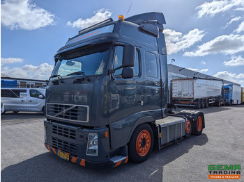 Vetopöytäauto VOLVO FH 400