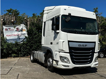 Vetopöytäauto DAF XF 460