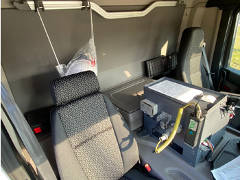 Säiliöauto SCANIA P410: kuva Säiliöauto SCANIA P410 Säiliöauto SCANIA P410: kuva Säiliöauto SCANIA P410