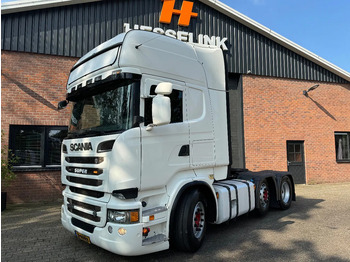 Vetopöytäauto SCANIA R 520