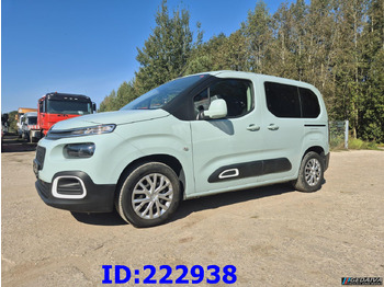 Henkilöauto CITROËN