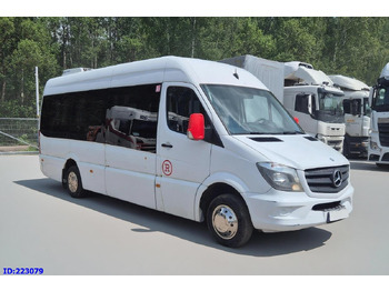 Minibussi MERCEDES-BENZ Sprinter 516