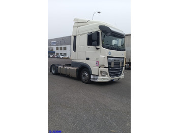 Vetopöytäauto DAF XF 480