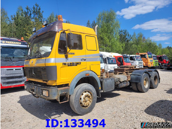 Vetopöytäauto MERCEDES-BENZ SK 2544