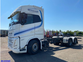 Kuorma-auto alusta VOLVO FH13 500