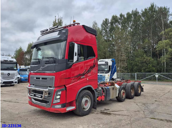 Kuorma-auto alusta VOLVO FH16 750