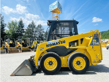 Liukuohjattu kuormaaja KOMATSU SK714