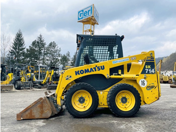 Liukuohjattu kuormaaja KOMATSU SK714