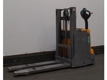 Pinoamistrukki JUNGHEINRICH EJD