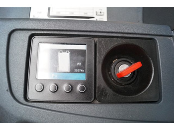 Pinoamistrukki Jungheinrich ERC215: kuva Pinoamistrukki Jungheinrich ERC215 Pinoamistrukki Jungheinrich ERC215: kuva Pinoamistrukki Jungheinrich ERC215