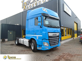Vetopöytäauto DAF XF 480