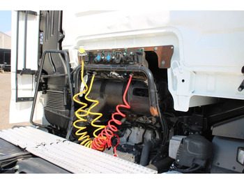 Vetopöytäauto MAN TGX 18.480 + RETARDER + FULL OPTION + 4 PC IN STOCK + EURO 6: kuva Vetopöytäauto MAN TGX 18.480 + RETARDER + FULL OPTION + 4 PC IN STOCK + EURO 6