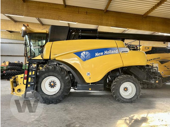 Leikkuupuimuri NEW HOLLAND CR9090