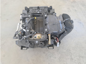 Lämmitys/ Tuuletus RENAULT RANGE T / COMPLETE CABINE HEATER / 7484593228: kuva Lämmitys/ Tuuletus RENAULT RANGE T / COMPLETE CABINE HEATER / 7484593228