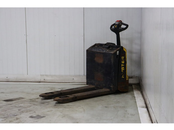 Haarukkavaunu Hyster P1.8: kuva Haarukkavaunu Hyster P1.8 Haarukkavaunu Hyster P1.8: kuva Haarukkavaunu Hyster P1.8