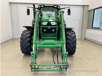 Traktori John Deere 6145M: kuva Traktori John Deere 6145M