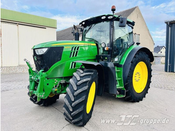 Traktori JOHN DEERE 6210R