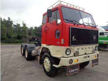 Vetopöytäauto Volvo F 89 VOLVO F89 (6X2): kuva Vetopöytäauto Volvo F 89 VOLVO F89 (6X2)