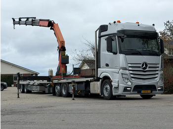 Nosturiauto MERCEDES-BENZ Actros 2640
