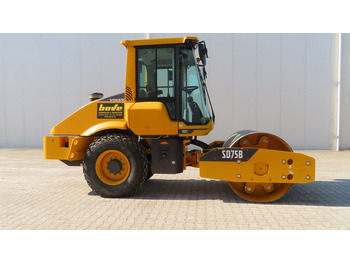 Tiivistyskone VOLVO SD75B