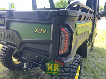 Mönkijä JOHN DEERE