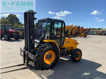 Vastapainotrukki JCB 926 rough terrain fork lift (st24556): kuva Vastapainotrukki JCB 926 rough terrain fork lift (st24556) Vastapainotrukki JCB 926 rough terrain fork lift (st24556): kuva Vastapainotrukki JCB 926 rough terrain fork lift (st24556)