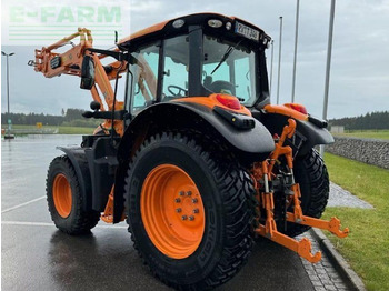 Traktori John Deere 6120m: kuva Traktori John Deere 6120m Traktori John Deere 6120m: kuva Traktori John Deere 6120m