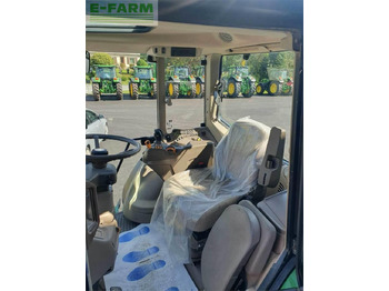 Traktori John Deere 6130 m: kuva Traktori John Deere 6130 m