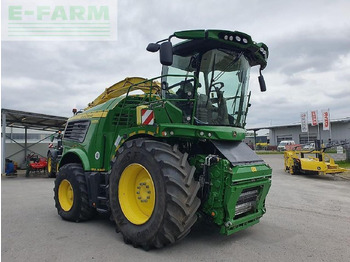 Itsekulkeva silppuri JOHN DEERE