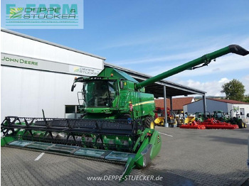 Leikkuupuimuri JOHN DEERE T660