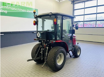 Traktori Massey Ferguson 1740m hc inkl. schild/streuer: kuva Traktori Massey Ferguson 1740m hc inkl. schild/streuer Traktori Massey Ferguson 1740m hc inkl. schild/streuer: kuva Traktori Massey Ferguson 1740m hc inkl. schild/streuer