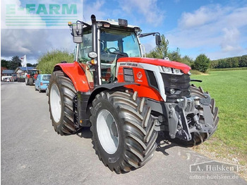 Traktori MASSEY FERGUSON 100 series