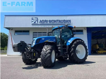 Traktori NEW HOLLAND T7050