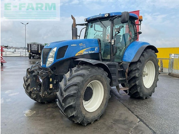 Traktori NEW HOLLAND T7050