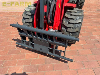 Minikuormaaja Schäffer 2028 slt: kuva Minikuormaaja Schäffer 2028 slt