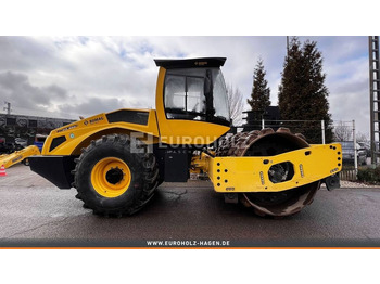 Tiivistyskone BOMAG