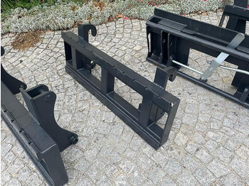 Uusi Haarukka - Materiaalinkäsittely Big Palettengabel 2 t passend zu Volvo L30 Aufnahme: kuva Uusi Haarukka - Materiaalinkäsittely Big Palettengabel 2 t passend zu Volvo L30 Aufnahme