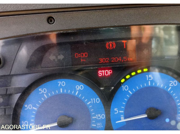 Kuorma-auto Poids-lourd RENAULT: kuva Kuorma-auto Poids-lourd RENAULT Kuorma-auto Poids-lourd RENAULT: kuva Kuorma-auto Poids-lourd RENAULT