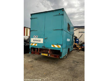 Kuorma-auto RENAULT JK 75 équipé ATELIER 1986 122747 km: kuva Kuorma-auto RENAULT JK 75 équipé ATELIER 1986 122747 km Kuorma-auto RENAULT JK 75 équipé ATELIER 1986 122747 km: kuva Kuorma-auto RENAULT JK 75 équipé ATELIER 1986 122747 km